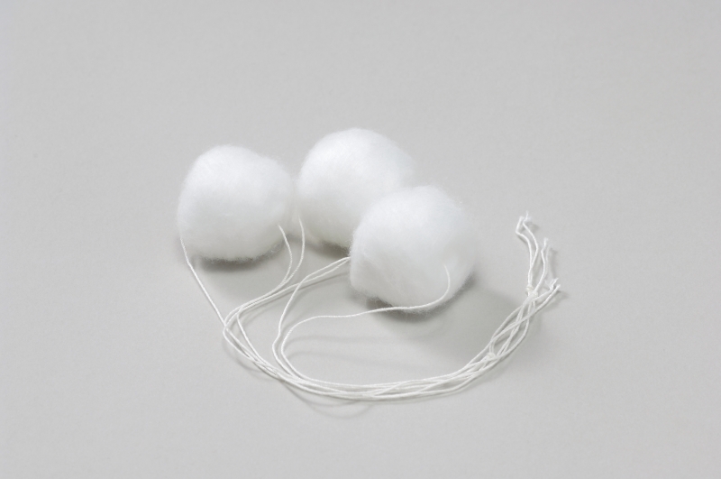 p01 c string cottonball 1