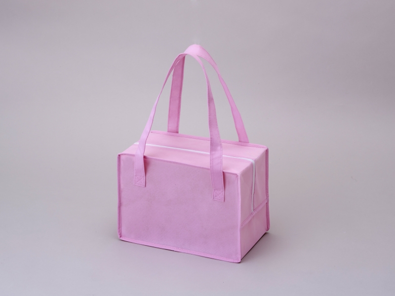 p01 m mothers bag 1